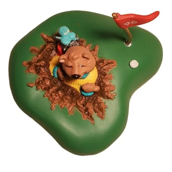 Hallmark I Dig Golf Christmas Ornament Gopher Groundhog Holiday Clip Flag Green - Picture 3 of 7